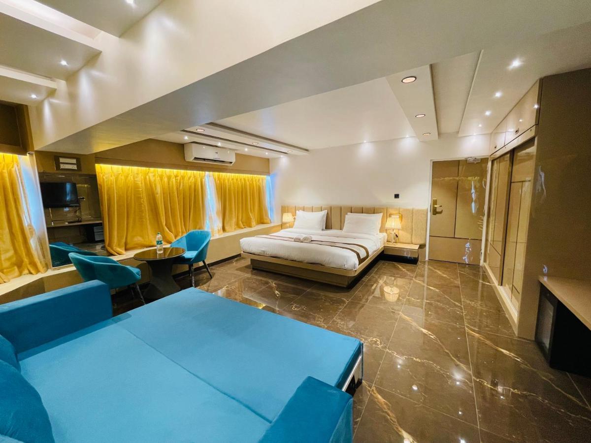 Home2 Renaissance Club مومباي المظهر الخارجي الصورة