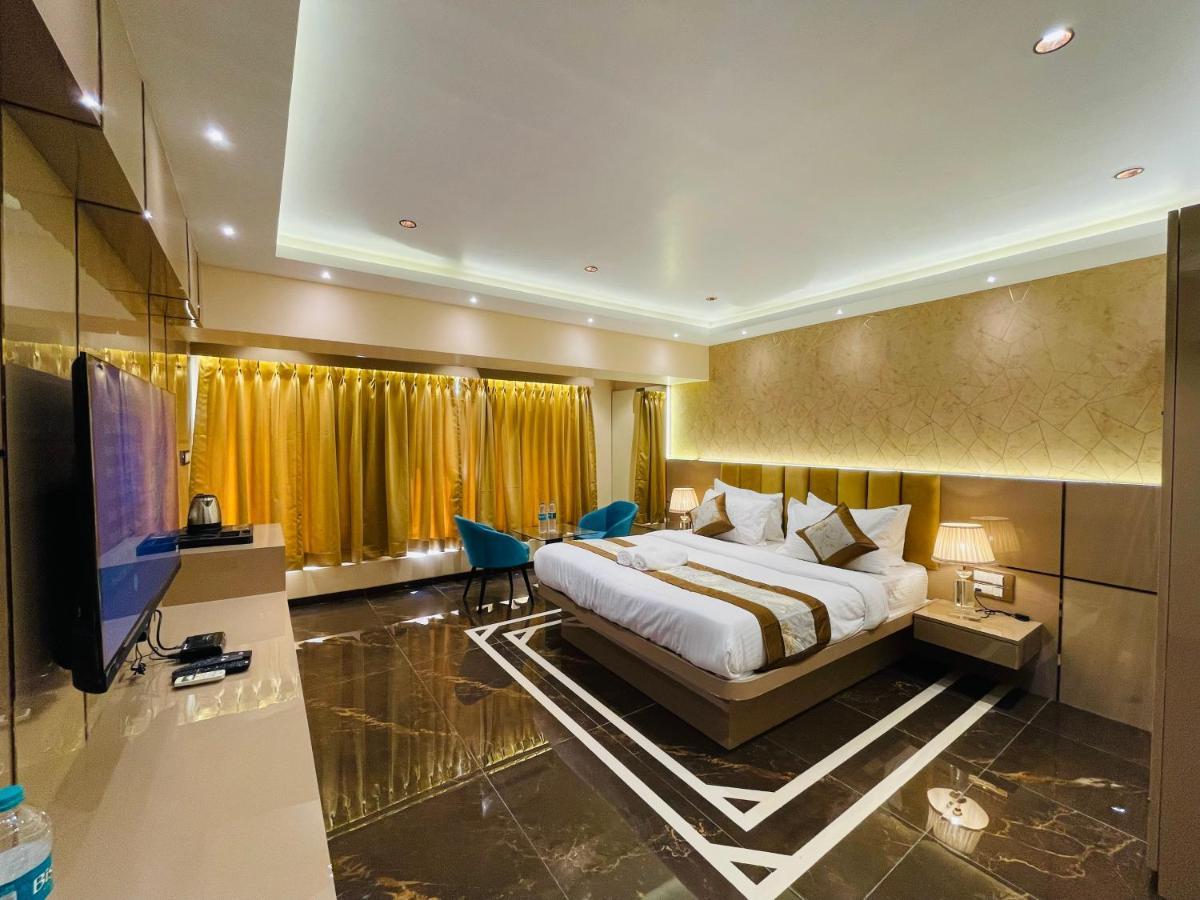 Home2 Renaissance Club مومباي المظهر الخارجي الصورة
