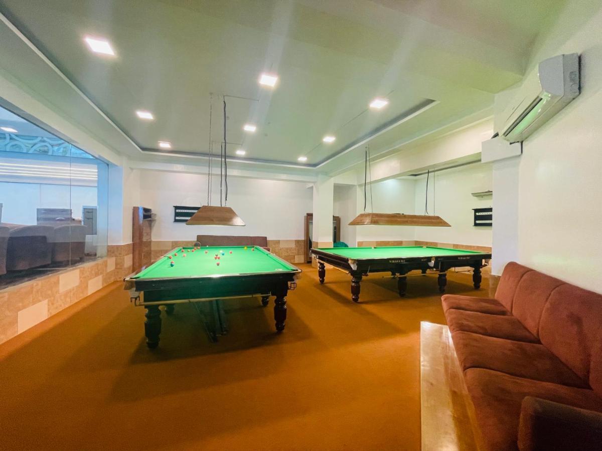 Home2 Renaissance Club مومباي المظهر الخارجي الصورة