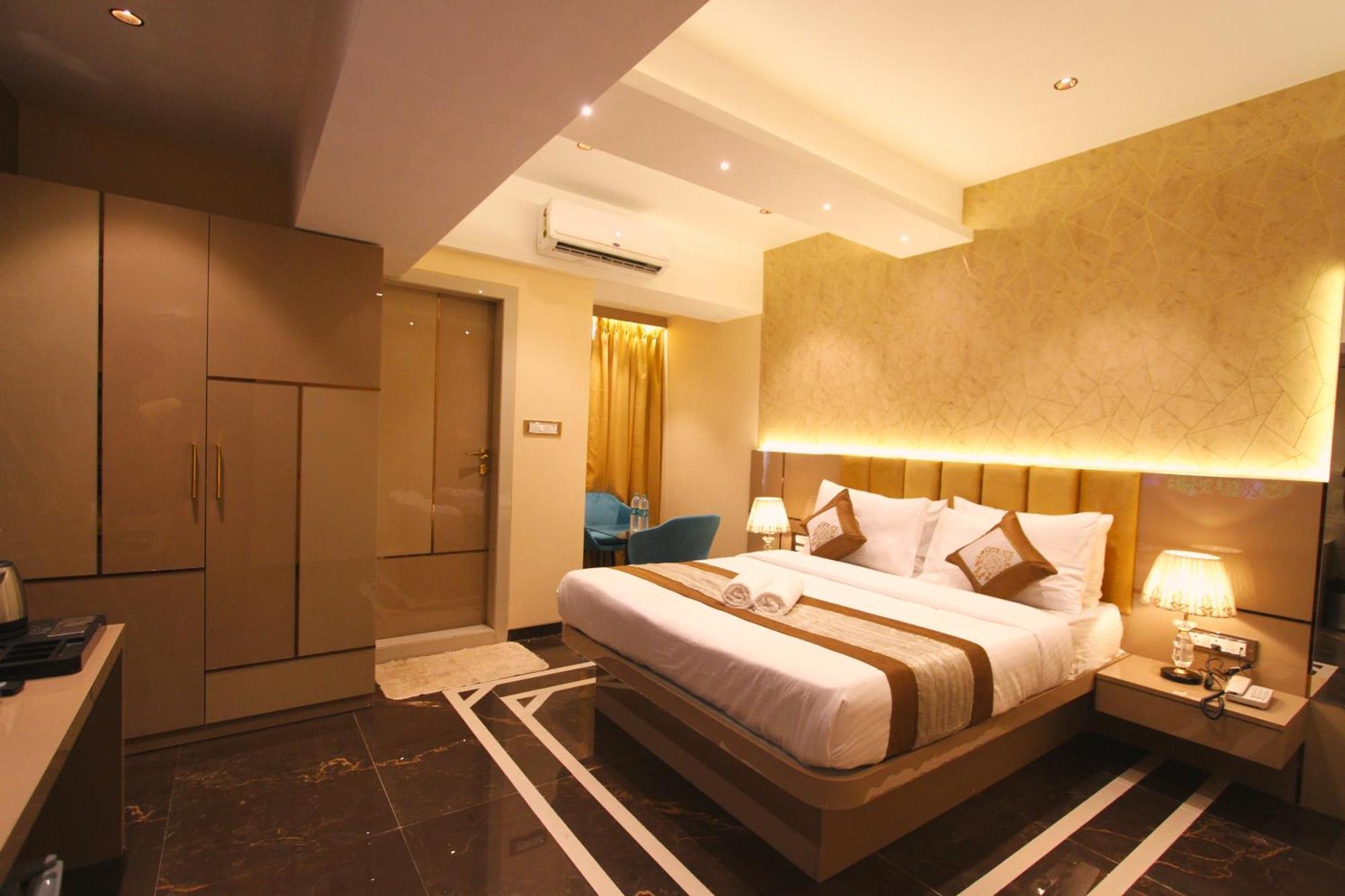 Home2 Renaissance Club مومباي المظهر الخارجي الصورة