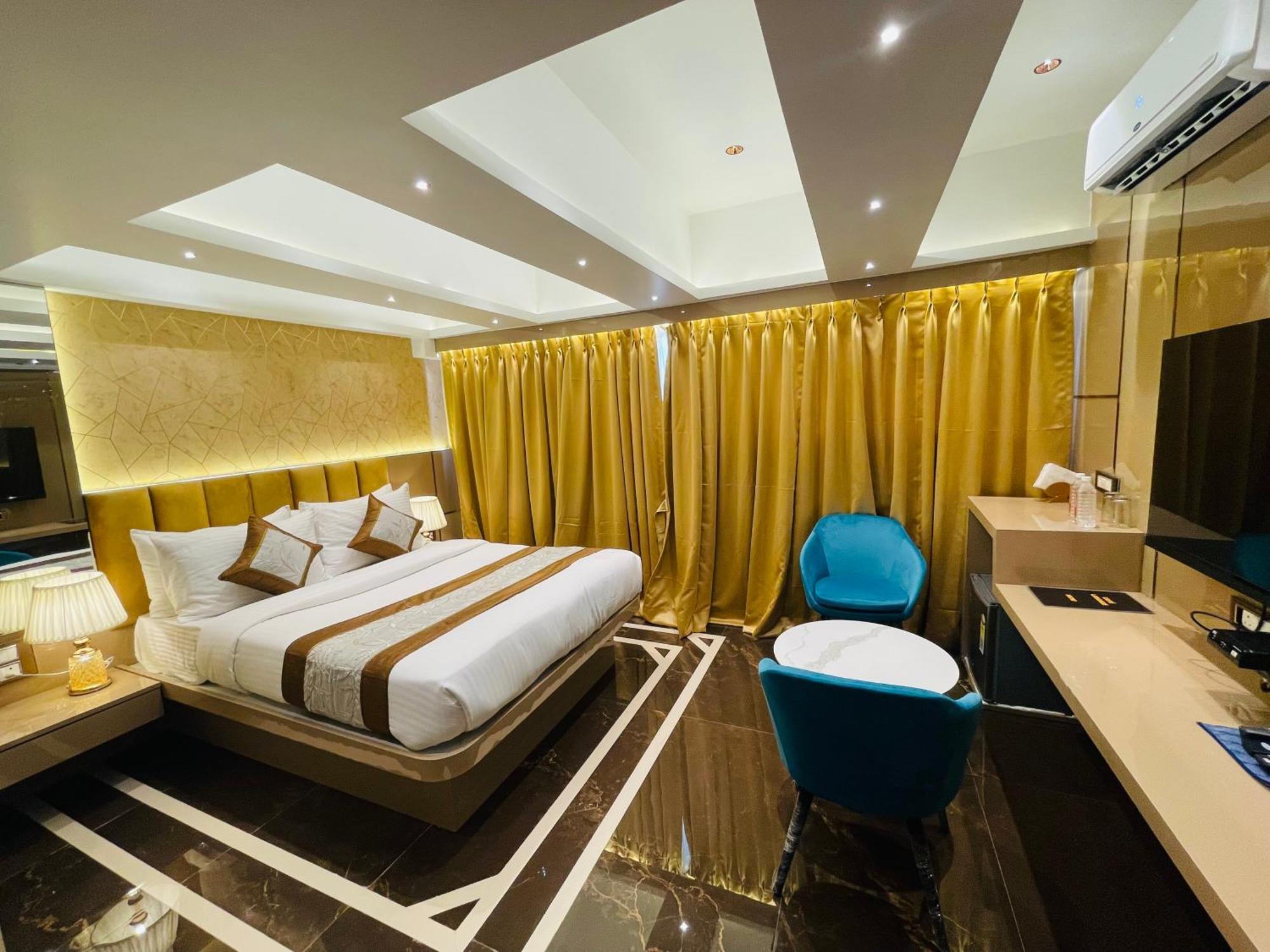 Home2 Renaissance Club مومباي المظهر الخارجي الصورة